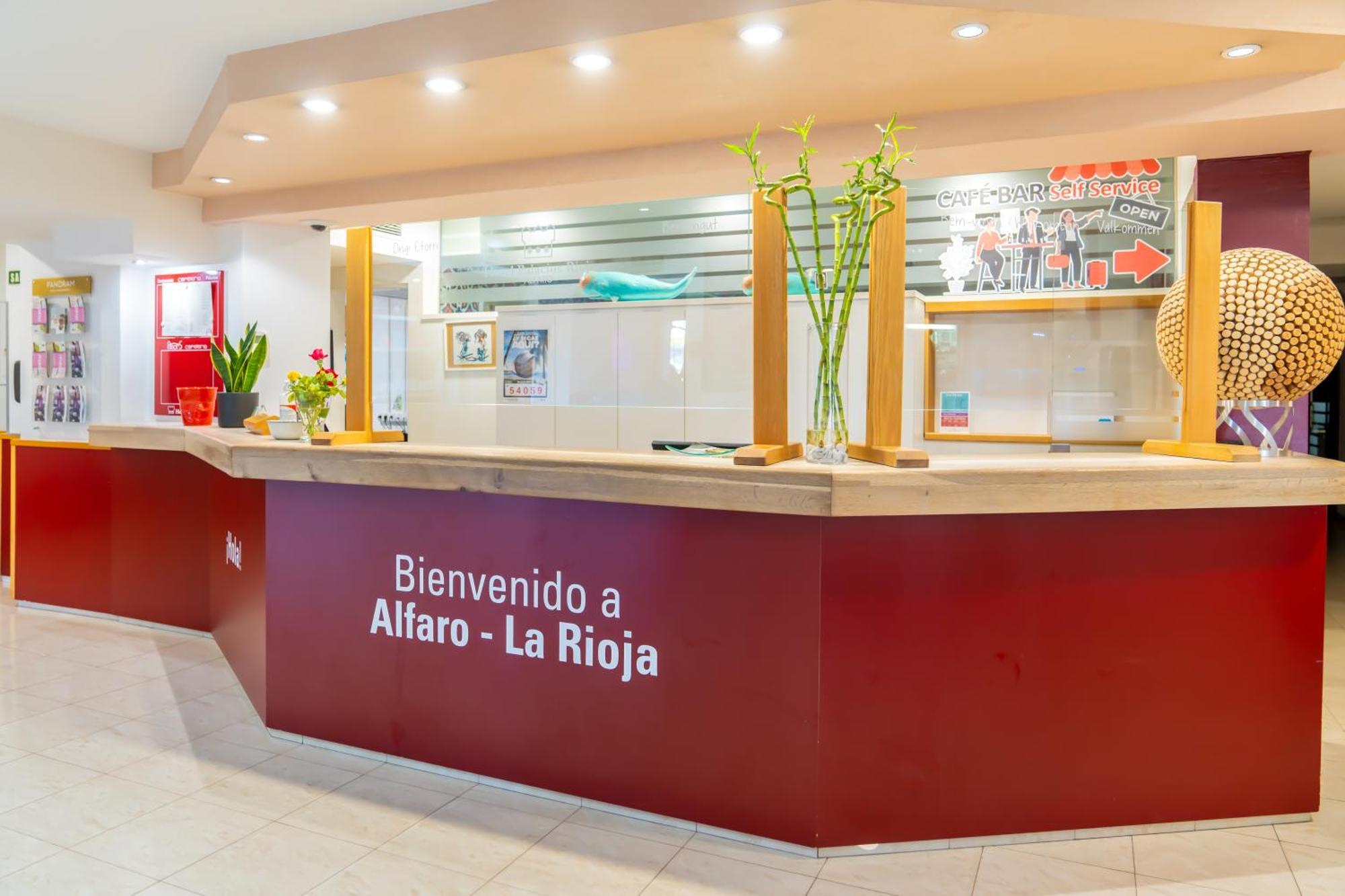 Hotel Palacios アルファロ エクステリア 写真