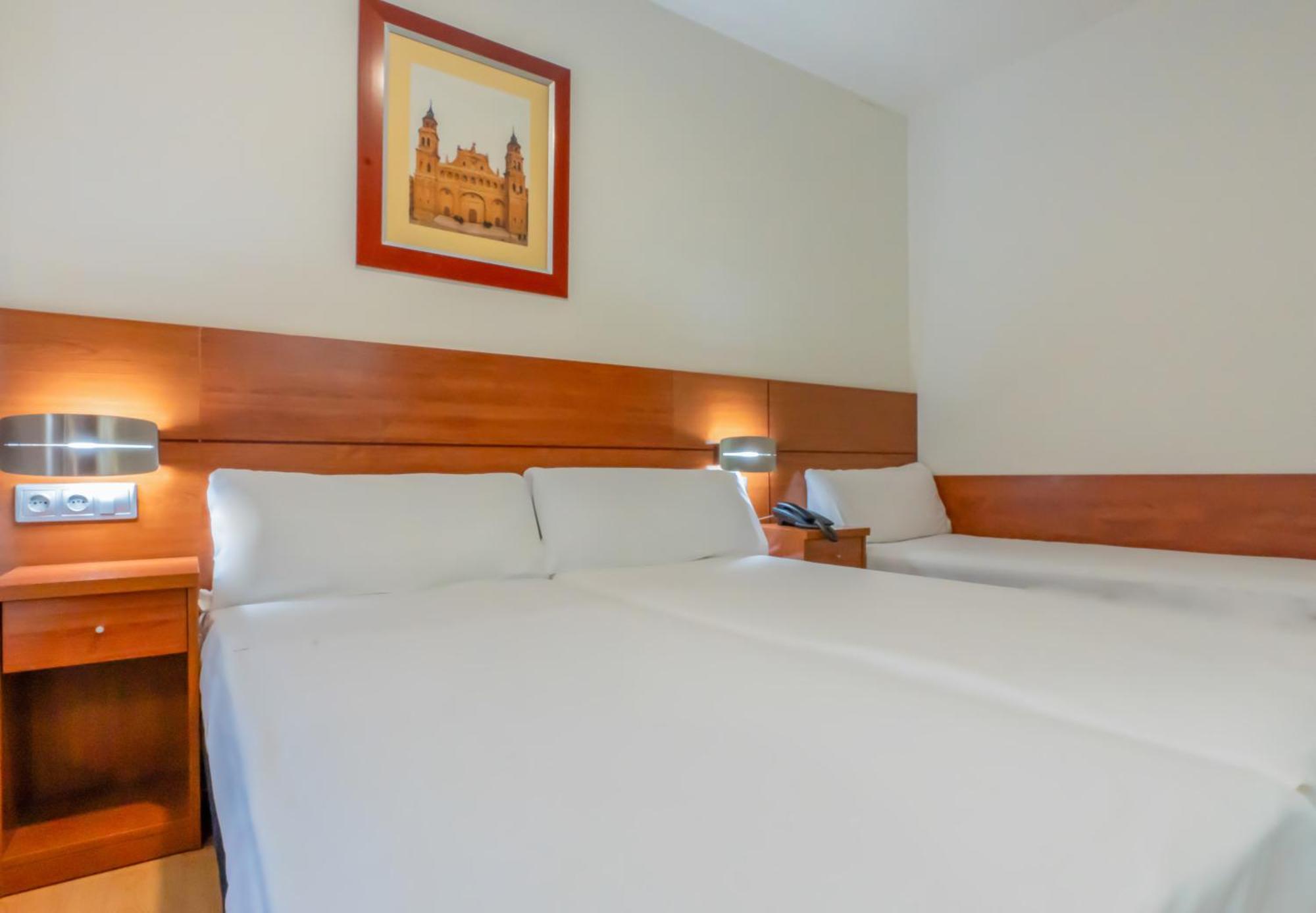 Hotel Palacios アルファロ エクステリア 写真