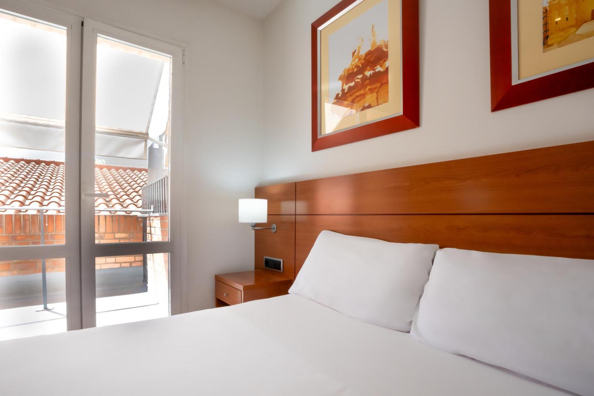 Hotel Palacios アルファロ エクステリア 写真
